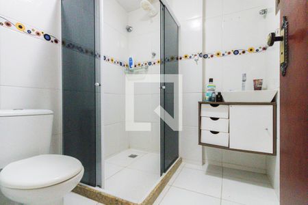 Casa de condomínio à venda com 400m², 3 quartos e 1 vagaBanheiro Social 2