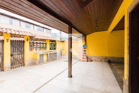 Casa de condomínio à venda com 400m², 3 quartos e 1 vagaGaragem/Entrada