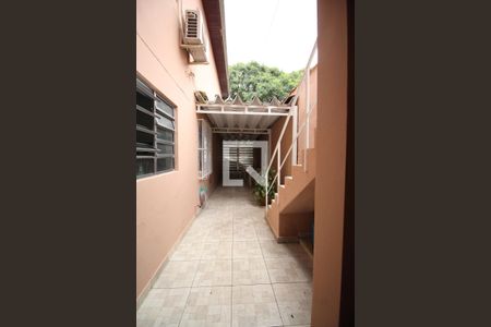 Casa à venda com 140m², 2 quartos e 1 vagaQuintal