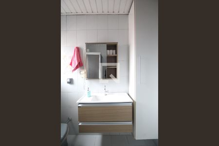 Casa à venda com 140m², 2 quartos e 1 vagaBanheiro 3