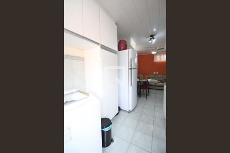 Casa à venda com 140m², 2 quartos e 1 vagaÁrea de Serviço 2