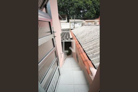 Casa à venda com 140m², 2 quartos e 1 vagaEscada 