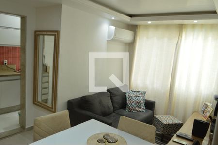 Sala de apartamento para alugar com 3 quartos, 50m² em Taquara, Rio de Janeiro