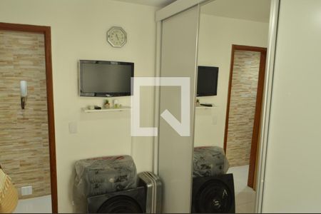 Quarto 1 de apartamento para alugar com 3 quartos, 50m² em Taquara, Rio de Janeiro