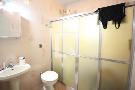 Casa à venda com 178m², 3 quartos e 3 vagasBanheiro