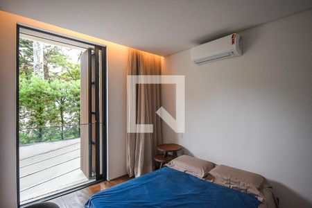 Casa à venda com 625m², 4 quartos e 6 vagas Casa à venda com 625m², 4 quartos e 6 vagasSuíte 1