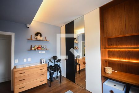 Casa à venda com 625m², 4 quartos e 6 vagas Casa à venda com 625m², 4 quartos e 6 vagasSuíte 3