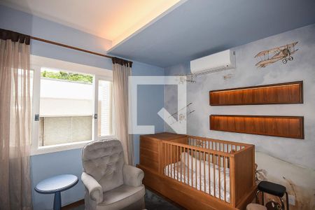 Casa à venda com 625m², 4 quartos e 6 vagas Casa à venda com 625m², 4 quartos e 6 vagasSuíte 3