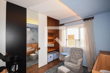 Casa à venda com 625m², 4 quartos e 6 vagas Casa à venda com 625m², 4 quartos e 6 vagasSuíte 3