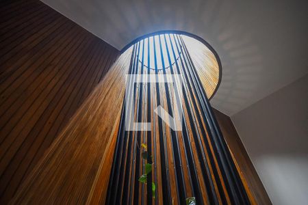 Casa à venda com 625m², 4 quartos e 6 vagas Casa à venda com 625m², 4 quartos e 6 vagasClaraboia