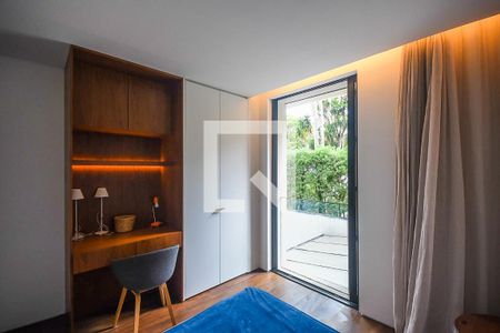 Casa à venda com 625m², 4 quartos e 6 vagas Casa à venda com 625m², 4 quartos e 6 vagasSuíte 1