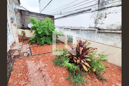 Casa para alugar com 100m², 2 quartos e sem vaga Casa para alugar com 100m², 2 quartos e sem vagaÁrea externa
