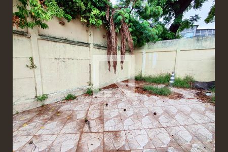 Casa para alugar com 100m², 2 quartos e sem vaga Casa para alugar com 100m², 2 quartos e sem vagaÁrea externa