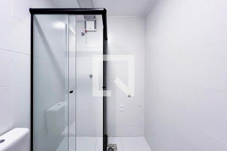 Banheiro de apartamento para alugar com 1 quarto, 27m² em Vila Olímpia, São Paulo