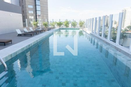 Studio para alugar com 32m², 1 quarto e sem vaga Studio para alugar com 32m², 1 quarto e sem vagaÁrea comum - Piscina