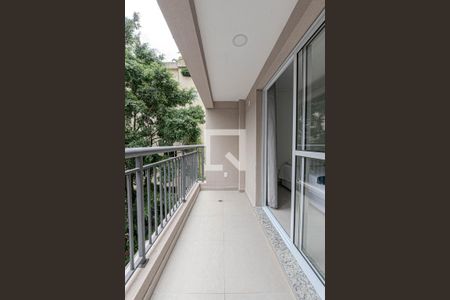 Studio para alugar com 32m², 1 quarto e sem vaga Studio para alugar com 32m², 1 quarto e sem vagaSacada