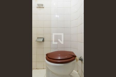 Apartamento à venda com 58m², 2 quartos e sem vagaBanheiro de serviço