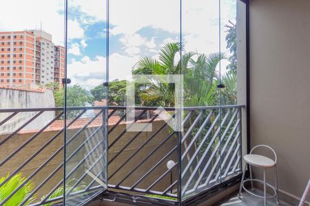 Sacada de apartamento para alugar com 2 quartos, 65m² em Quitaúna, Osasco