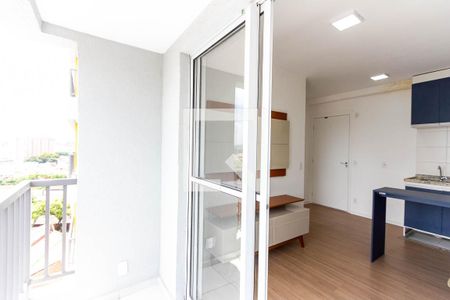 Apartamento à venda com 29m², 1 quarto e sem vaga Apartamento à venda com 29m², 1 quarto e sem vagaVaranda