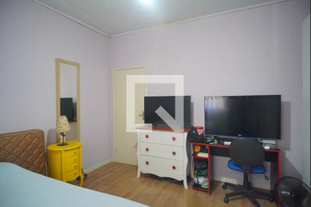 Casa à venda com 240m², 3 quartos e 4 vagas Casa à venda com 240m², 3 quartos e 4 vagasQuarto 2