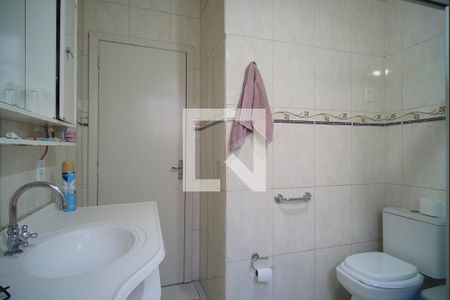 Casa à venda com 240m², 3 quartos e 4 vagas Casa à venda com 240m², 3 quartos e 4 vagasBanheiro