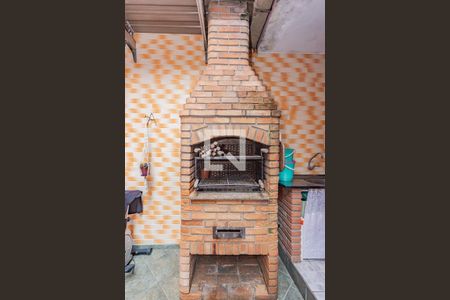 Casa à venda com 128m², 3 quartos e 2 vagas Casa à venda com 128m², 3 quartos e 2 vagasChurrasqueira