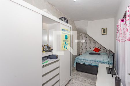 Casa à venda com 128m², 3 quartos e 2 vagas Casa à venda com 128m², 3 quartos e 2 vagasQuarto de Serviço