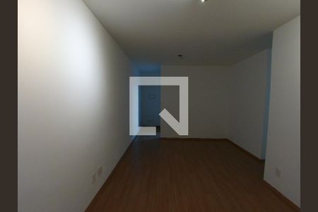 Sala  de apartamento para alugar com 3 quartos, 77m² em Jardim Flor da Montanha, Guarulhos