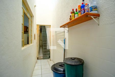 Casa à venda com 100m², 2 quartos e 1 vagaÁrea de Serviço