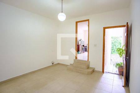 Sala de casa à venda com 2 quartos, 100m² em Penha de França, São Paulo