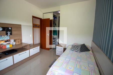 Casa à venda com 409m², 4 quartos e 3 vagasSuíte 3