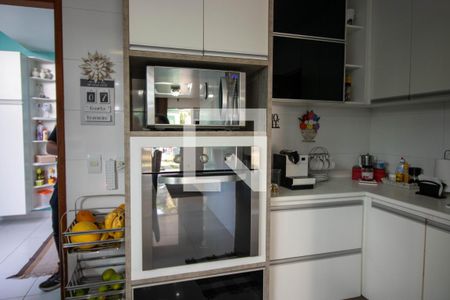 Casa à venda com 409m², 4 quartos e 3 vagasCozinha