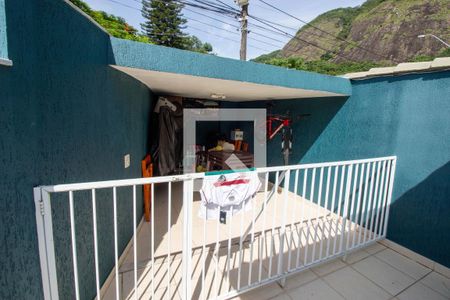 Casa à venda com 409m², 4 quartos e 3 vagasÁrea Externa