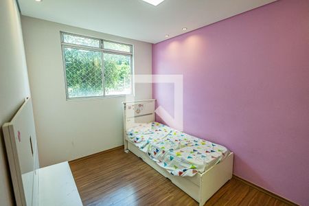 Apartamento à venda com 132m², 4 quartos e 2 vagasQuarto 4