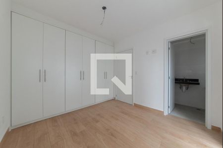 Apartamento para alugar com 66m², 2 quartos e 2 vagasSuíte