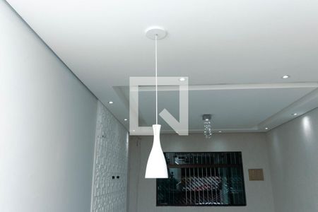 Detalhe Sala de Jantar de casa para alugar com 3 quartos, 250m² em Jardim Fernandes, São Paulo
