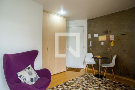 Quarto de kitnet/studio para alugar com 1 quarto, 40m² em Consolação, São Paulo