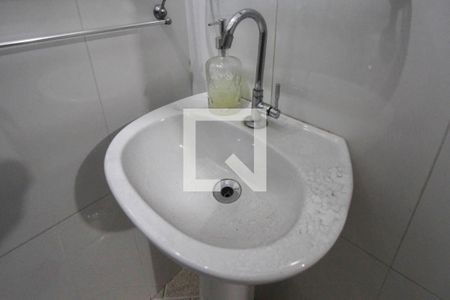 Casa à venda com 250m², 3 quartos e 2 vagasBanheiro área de serviço