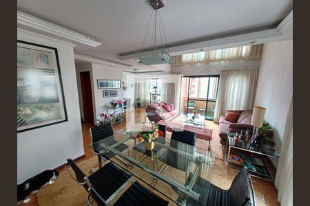 Sala de Estar de apartamento à venda com 3 quartos, 185m² em Vila Suzana, São Paulo