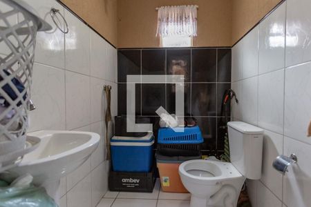 Casa à venda com 300m², 3 quartos e 2 vagasBanheiro de serviço