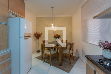 Casa à venda com 300m², 3 quartos e 2 vagasCozinha