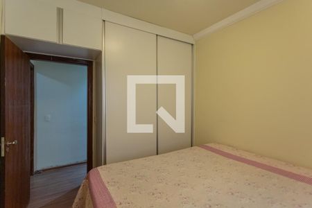 Quarto 1 de casa para alugar com 3 quartos, 300m² em Trevo, Belo Horizonte