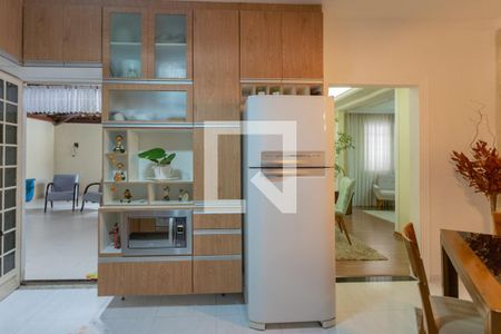 Casa à venda com 300m², 3 quartos e 2 vagasCozinha