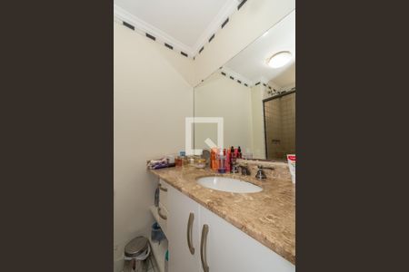 Banheiro da Suíte  de apartamento à venda com 3 quartos, 109m² em Jardim das Paineiras, Campinas
