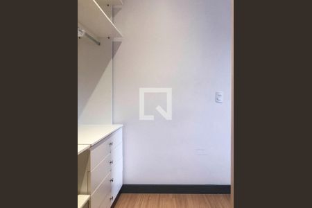 Apartamento para alugar com 70m², 1 quarto e 1 vaga Apartamento para alugar com 70m², 1 quarto e 1 vagaCloset
