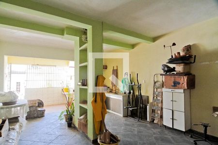 Casa para alugar com 131m², 3 quartos e 2 vagasSalão