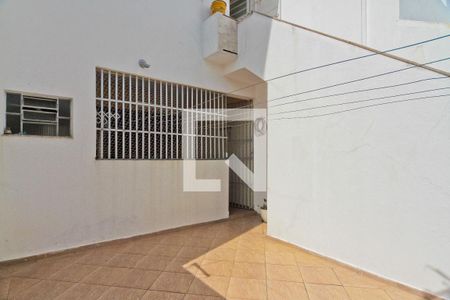 Casa para alugar com 131m², 3 quartos e 2 vagasÁrea externa