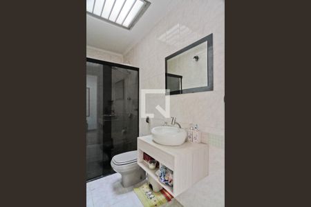 Casa para alugar com 131m², 3 quartos e 2 vagasBanheiro