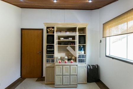 Casa à venda com 200m², 4 quartos e 4 vagasQuarto 3