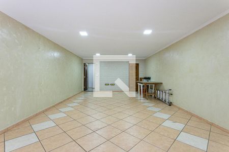 Casa à venda com 200m², 4 quartos e 4 vagasGaragem